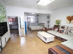 赤峰红山昭乌达路昭乌达 肿瘤医院附近   直接入住   精装三室  中间楼层出租房源真实图片
