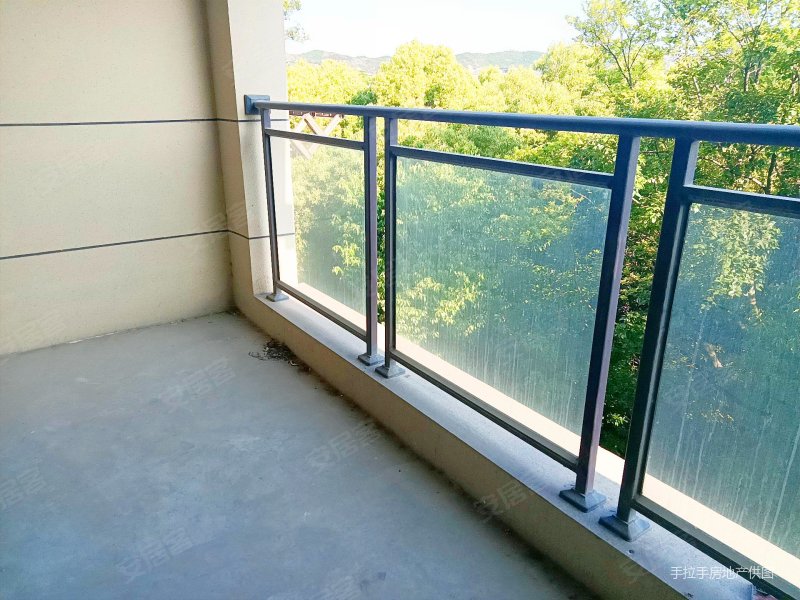 林泉雅舍多层电梯洋房 南北通透毛坯4房 视野开阔 看房方便