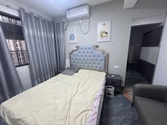 平阳鳌江鳌江商业城银泰彩虹湾旁 一室一厨一卫 密码锁出租房源真实图片