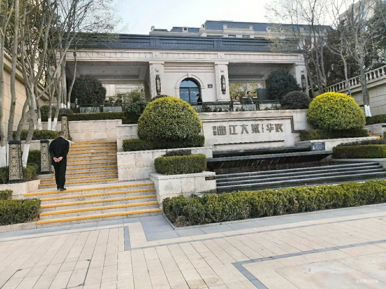 诚心出售,中海曲江大城华宸二手房,760万,4室3厅,5卫,206平米-西安
