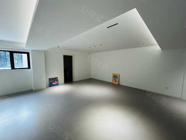 金华东阳横店南江易墅南江易墅 带地暖 可短租 豪华装修 居住非常舒服 随时可看出租房源真实图片