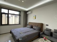 梅河口城区市中心盛世江南公寓可月付，屋里家具家电齐全干净整洁出租房源真实图片