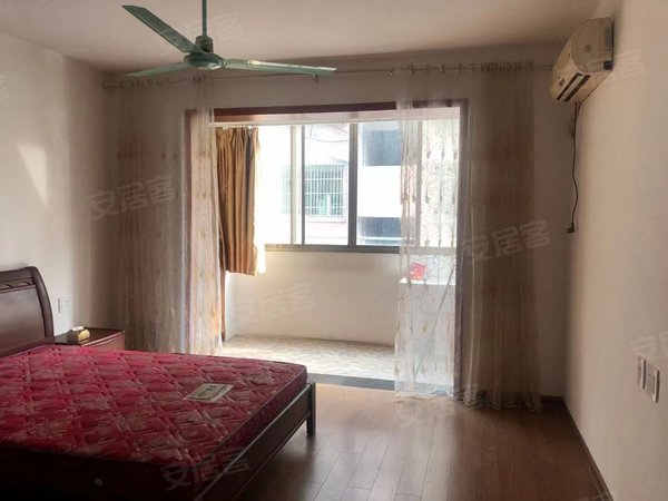 湖州长兴长兴市区仓前街小区仓前街小区精装多层三楼三室两厅两卫报价