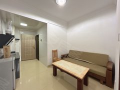 永春永春城区城区御龙庭公寓，标准一房一厅一卫，停车免费，家具家电齐全拎包入住出租房源真实图片