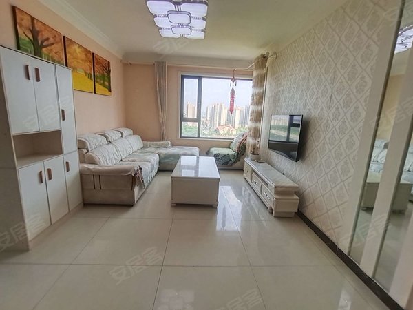 济南槐荫西客站中建锦绣兰庭(一期)房源采光好,南北通透,业主诚意出