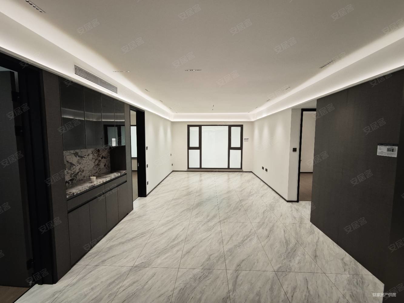 高新万科城3室2厅2卫108㎡南北60万