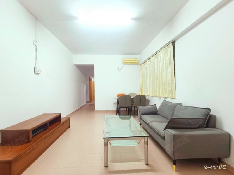 仅069大金燕花园e栋电梯三房东南向三房过五年