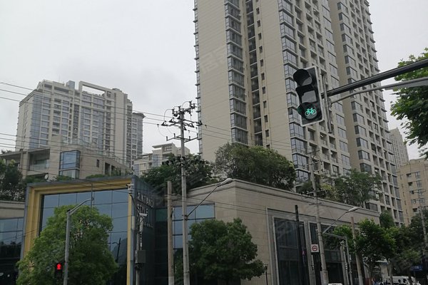 好不好_中介房产经纪人:位超飞对翠湖天地雅苑(公寓住宅)的评价-上海