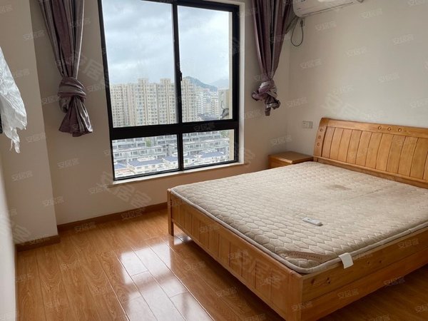 临海鸿景名苑椒江区  鸿景名苑一室1600一月出租房源真实图片