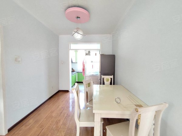 伊犁伊宁市伊宁市开发区江南春城年租,开发区24小19中旁,江南春城江南