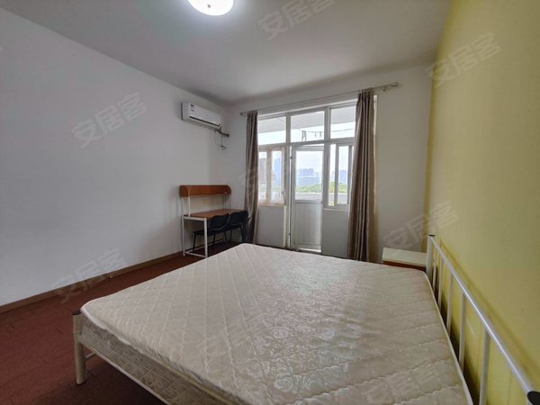 上海嘉定嘉定新城永盛公寓11号线 南北通透的房子 独立一室自在清净