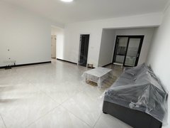 钟祥钟祥城区钟祥市区阳春大街金都广场精装三室家具家电齐全拎包入住出租房源真实图片