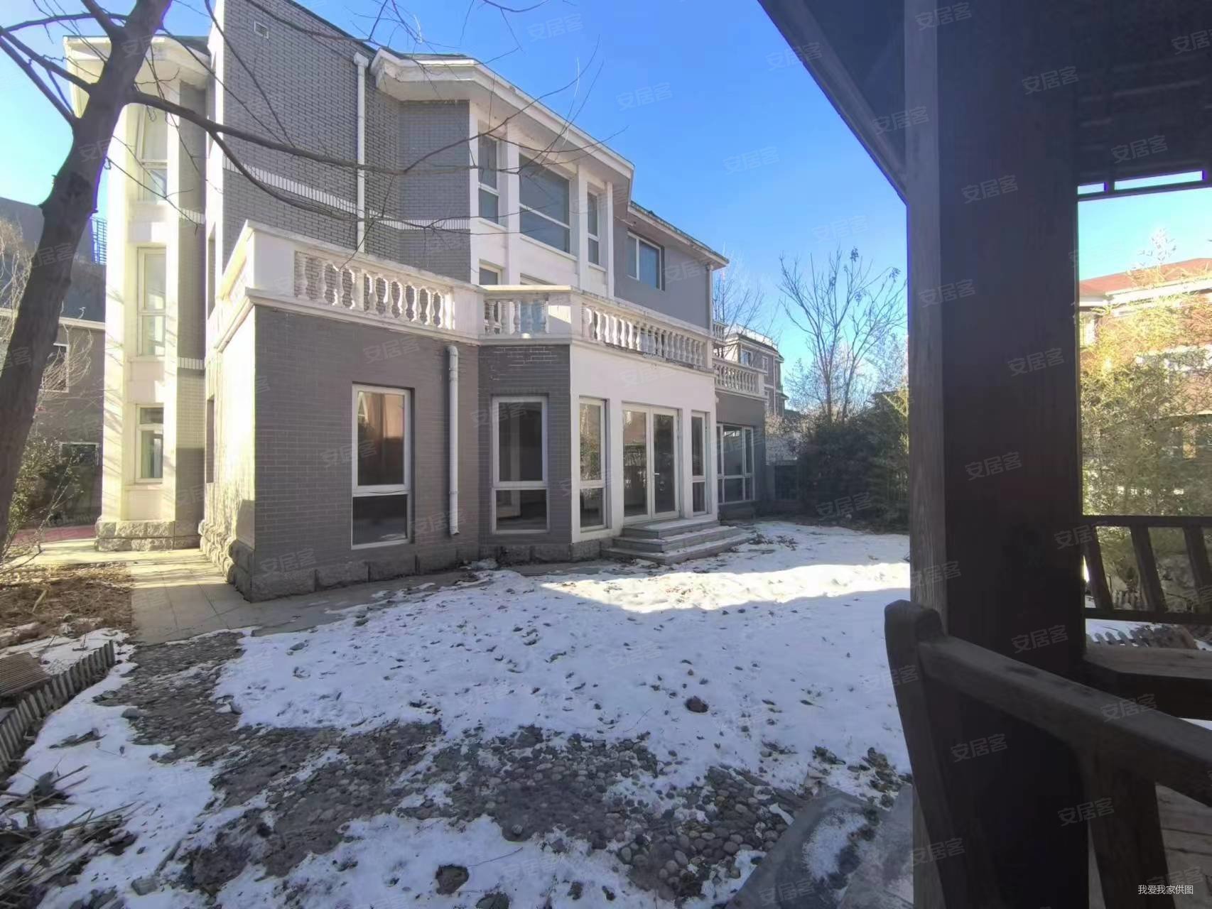 达华庄园6室5厅6卫318.07㎡南北2000万