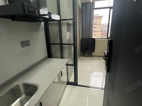 金华东阳东阳江北湖田小区湖田小区，一室一厅精装修，拎包入住，房间干净整洁 带电梯出租房源真实图片