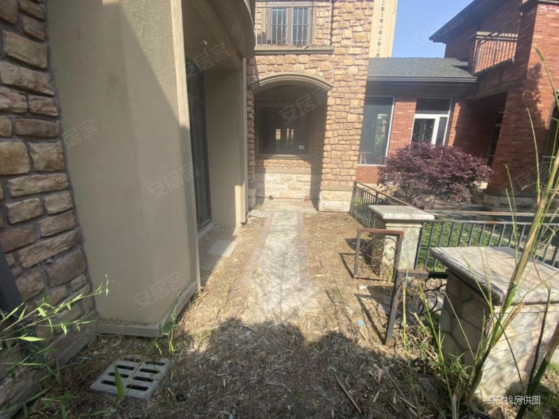 莱蒙城福田独栋别墅赠送院子200平产权清晰全天阳光有钥匙诚售