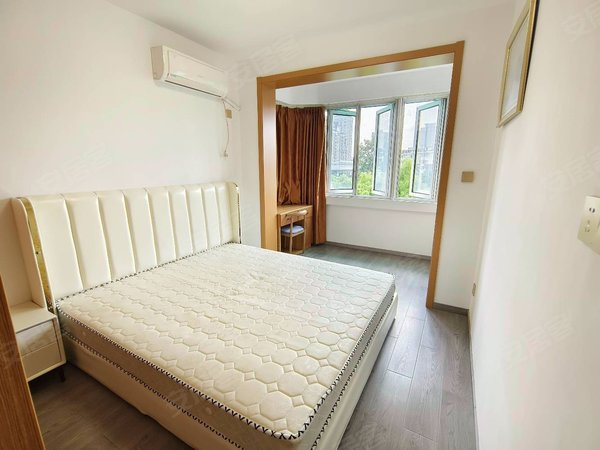 杭州拱墅塘河德胜路318号小区装修两年一室一厅,楼梯6楼,窗外运河景观