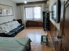 哈尔滨道里中央大街霁虹街60号5楼两室家具家电齐全1000押一付一有钥匙出租房源真实图片