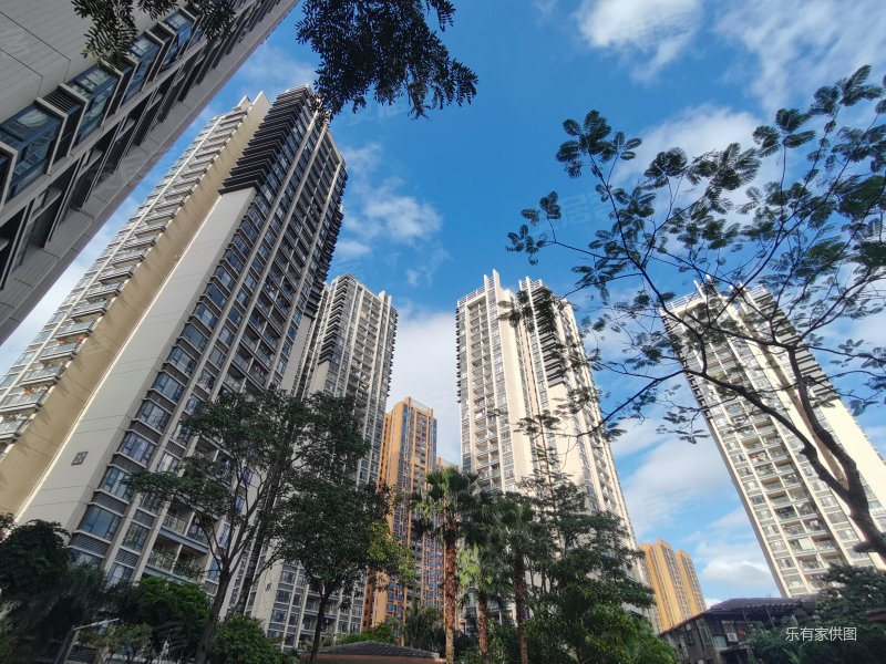 碧桂园翡翠山二期3室2厅1卫93.05㎡南145万