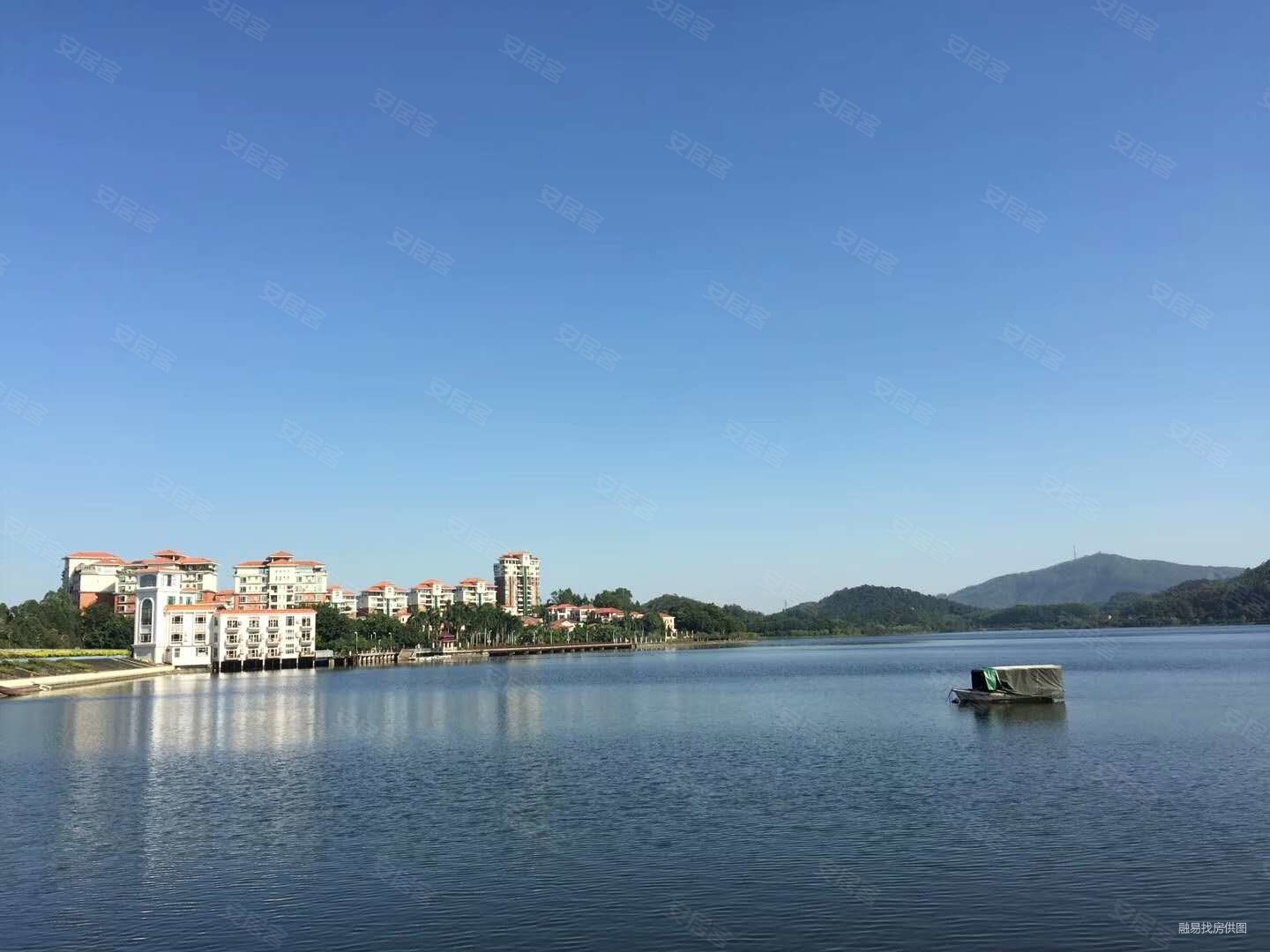 御花苑三房房间可看湖景位置安静高层位置安静冬暖夏凉
