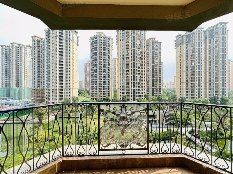 上海房产网>上海二手房>闵行二手房>春申二手房>上海星河湾(三期)>800