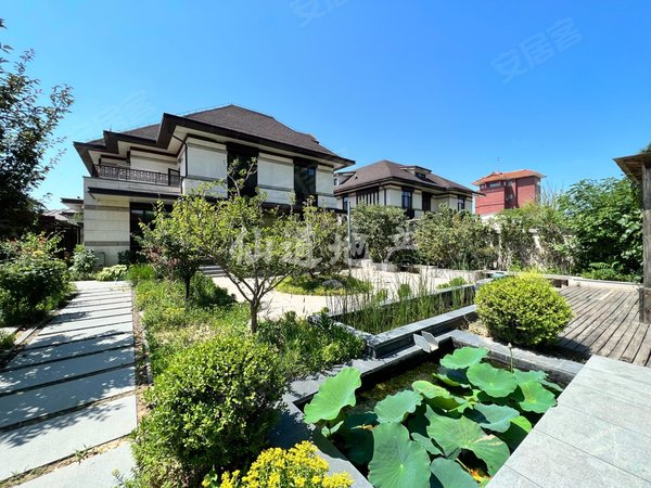 北京通州宋庄草寺村住房宋庄精装独栋别墅出租!