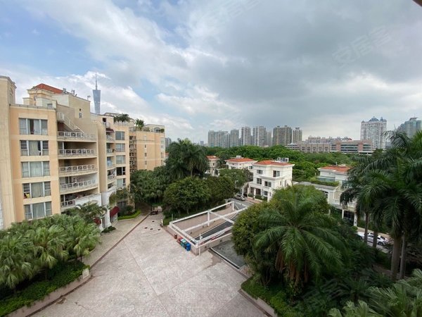 广州越秀二沙岛金亚花园二沙岛金亚花园,小区停车方便,高层南北通透