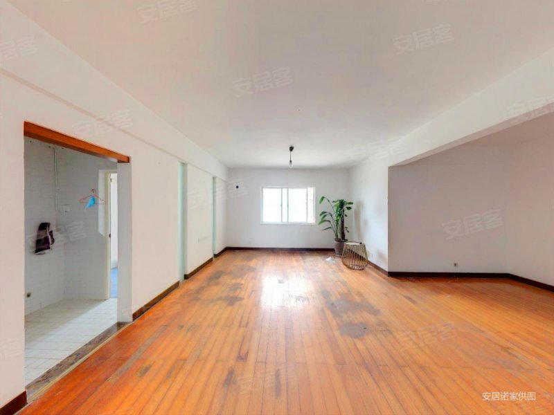 武汉大厦 东南北三面采光 家楼下就是地铁口 直派松柏中学