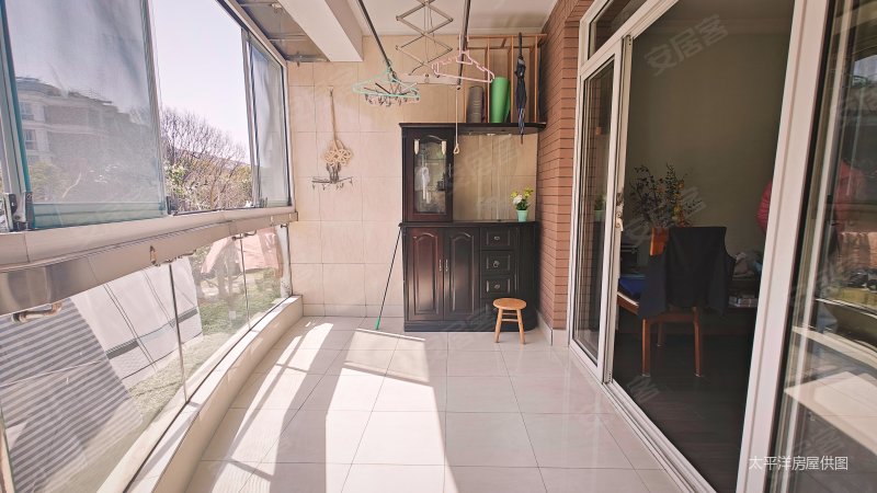 建德花园玫瑰苑(公寓住宅)二手房,680万,2室2厅,1卫,96平米-上海安