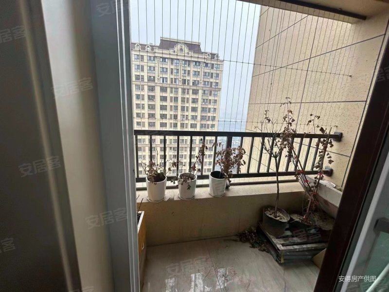 房东急售南湖郡23楼精装1498万精装修产证满2年