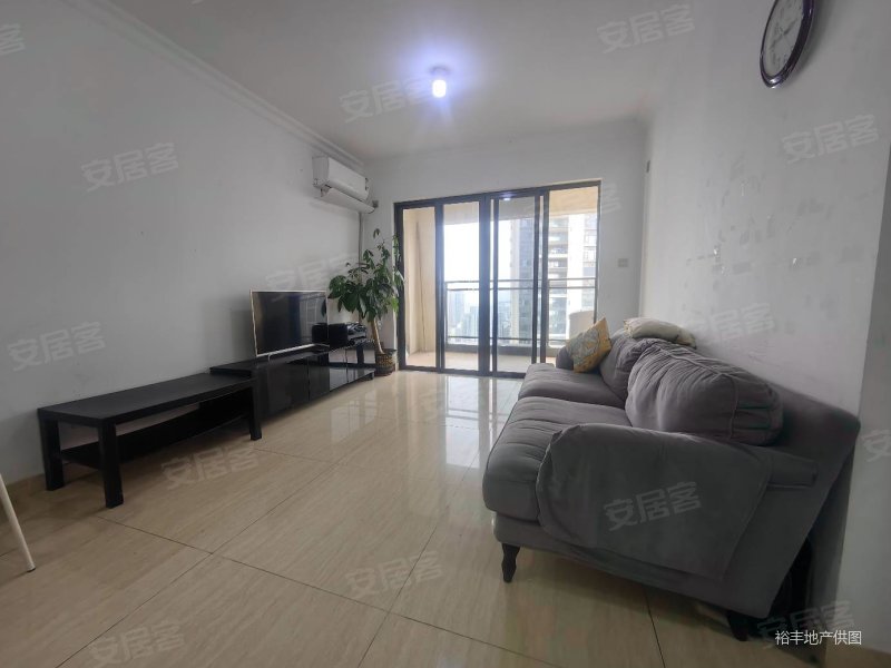 黄江中泰峰境  天虹沃尔玛附近 3房2厅2卫 出售