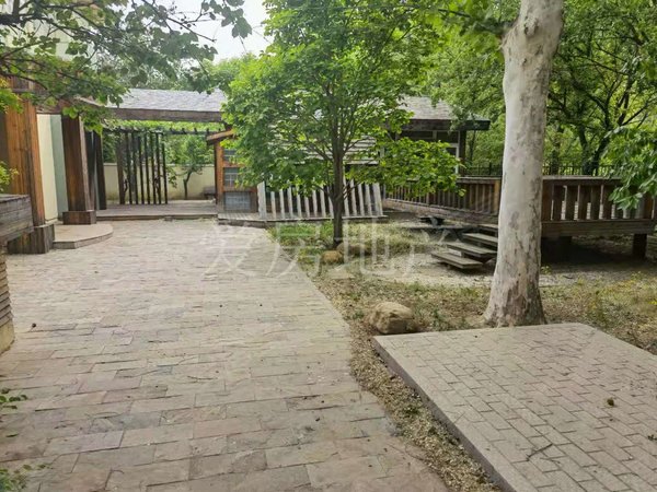 北京昌平小汤山南纳帕溪谷纳帕溪谷邻湖精装大独栋 大院600平 可长租