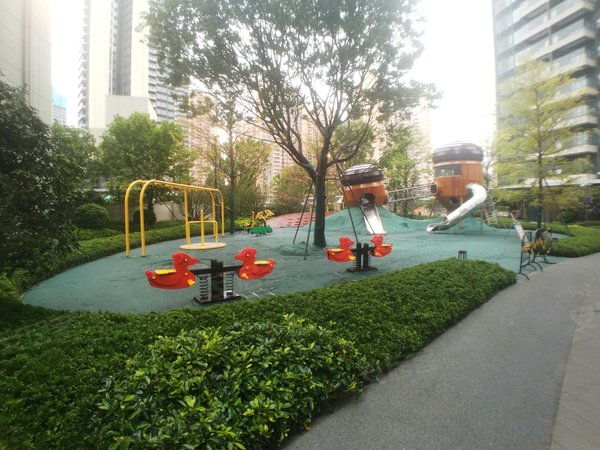 深圳龙岗宝龙中海阳光橡树园近地铁e出口 中海阳光像树园全新3房 高