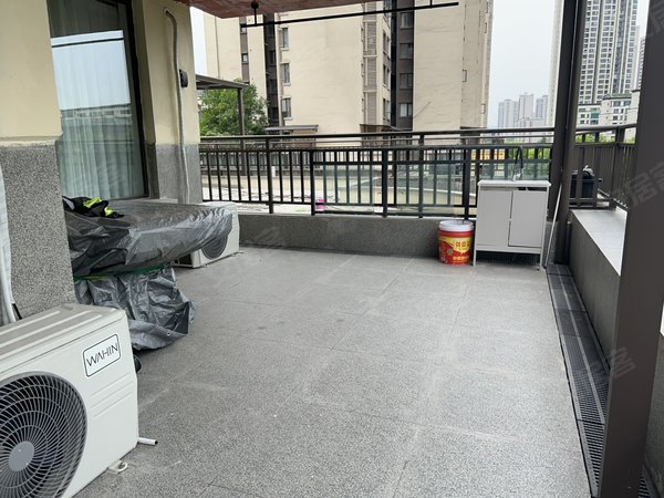 【多图】华远海蓝城(一期),融汇租房,巴滨路现代风白居寺大桥旁成熟