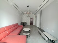 济水别苑 3室2厅1卫  电梯房 精装修111平米