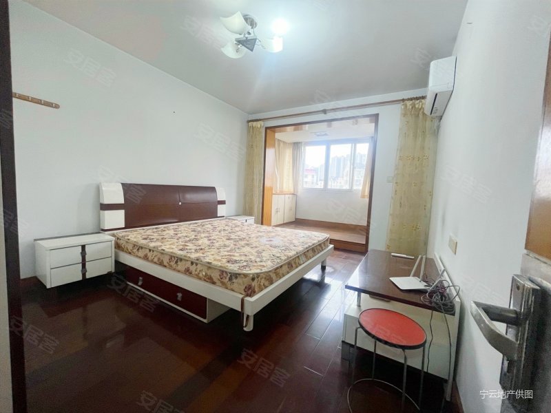 上海明珠花园 经典错层  紧靠实验竹山紧靠地铁口 双卫生间