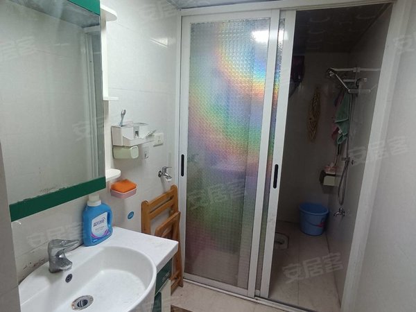 桂林灵川八里街城区漓水书香漓水书香,精装2房3楼,空调2台,家具家电齐全拎包入住出租房源真实图片