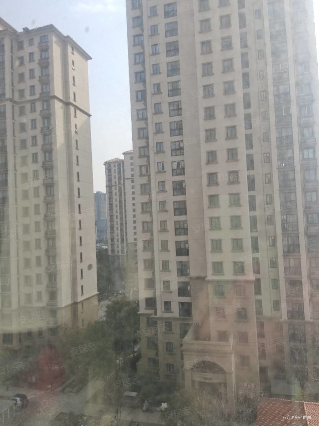 东方帝景城三室两厅两卫西边户八楼落地阳台