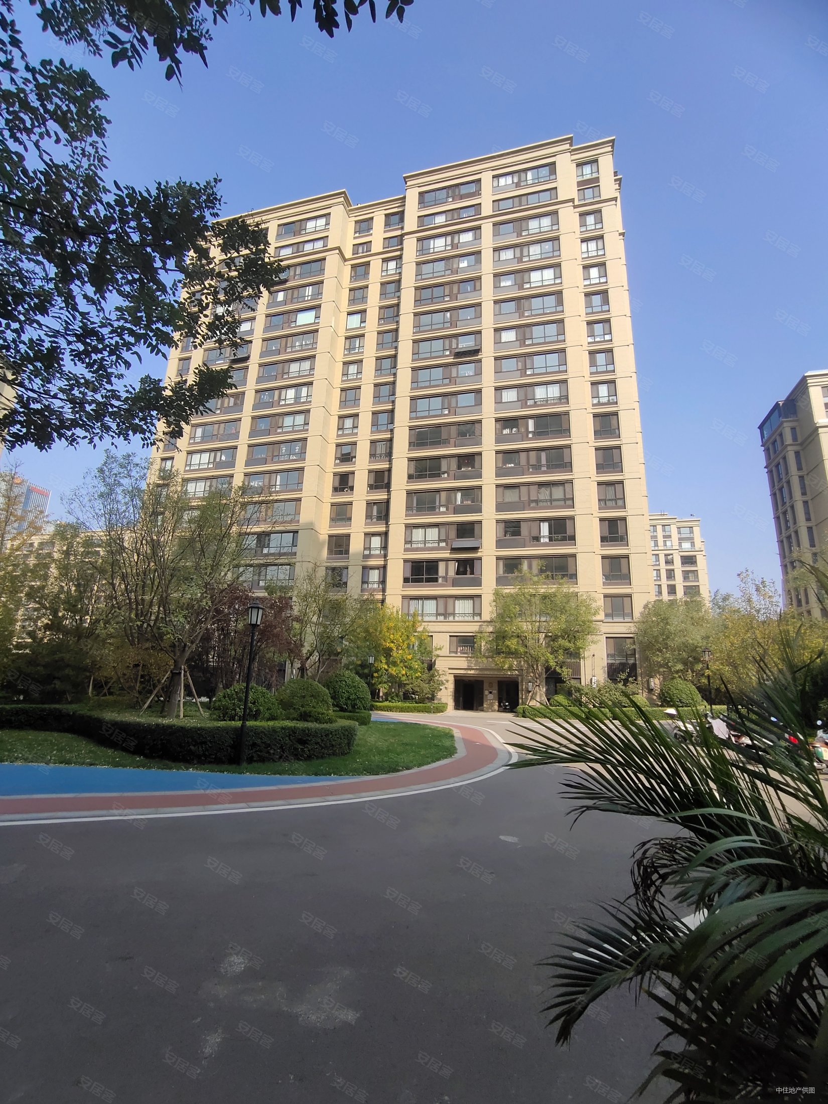 辅仁带电梯厅双阳台毛坯大四居板楼小高层有钥匙随时看