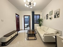 海口龙华金宇精装一房一厅 临近面前坡 配套设施齐 全拎包入住 海秀中路旁出租房源真实图片