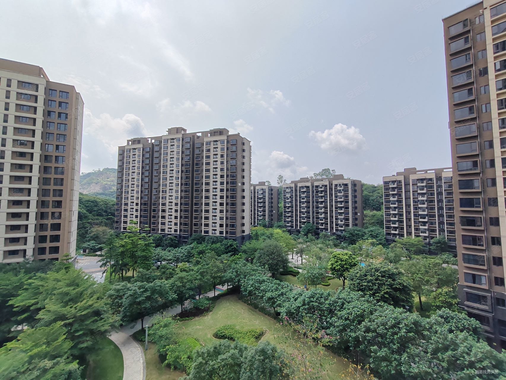 带车位翡丽山243平书香门第豪宅大平层甚少入住保养好