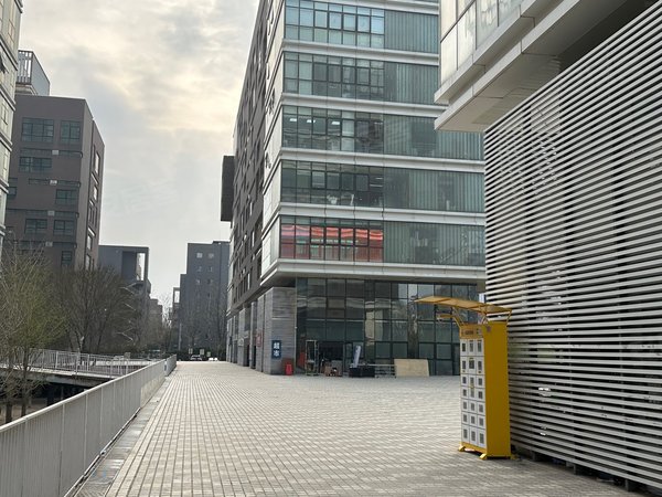 北京大兴亦庄bda国际广场荣京地铁旁 大族广场 精装修公寓出租房源