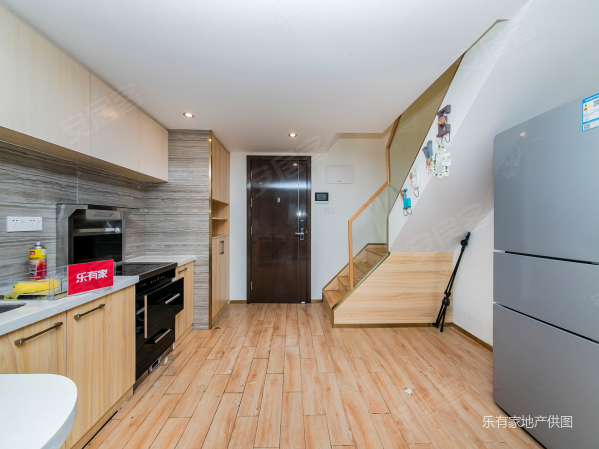 龙光玖钻2室2厅2卫52.4㎡南北230万