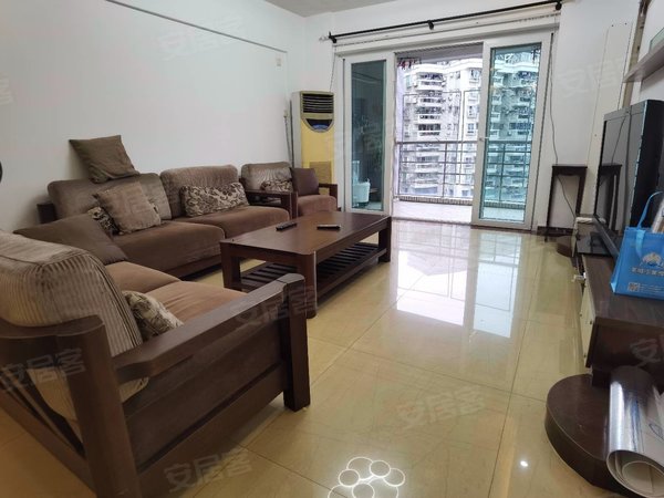 广州越秀中山路富力东堤湾富力东堤湾精装修三房两卫出租,随时看房