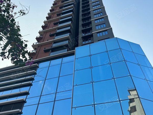 深圳罗湖东门恒大天玺公馆罗湖no1大一房一厅68平免费停车1.