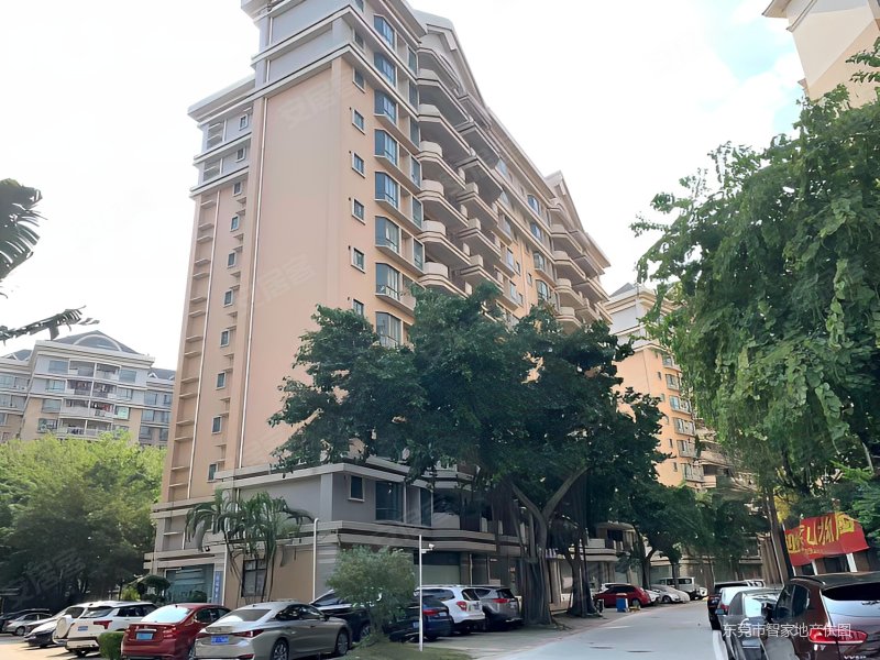 隐贤山庄旁,精装大两房,格局方正,配套成熟,停车位充足,急售,丽城花园