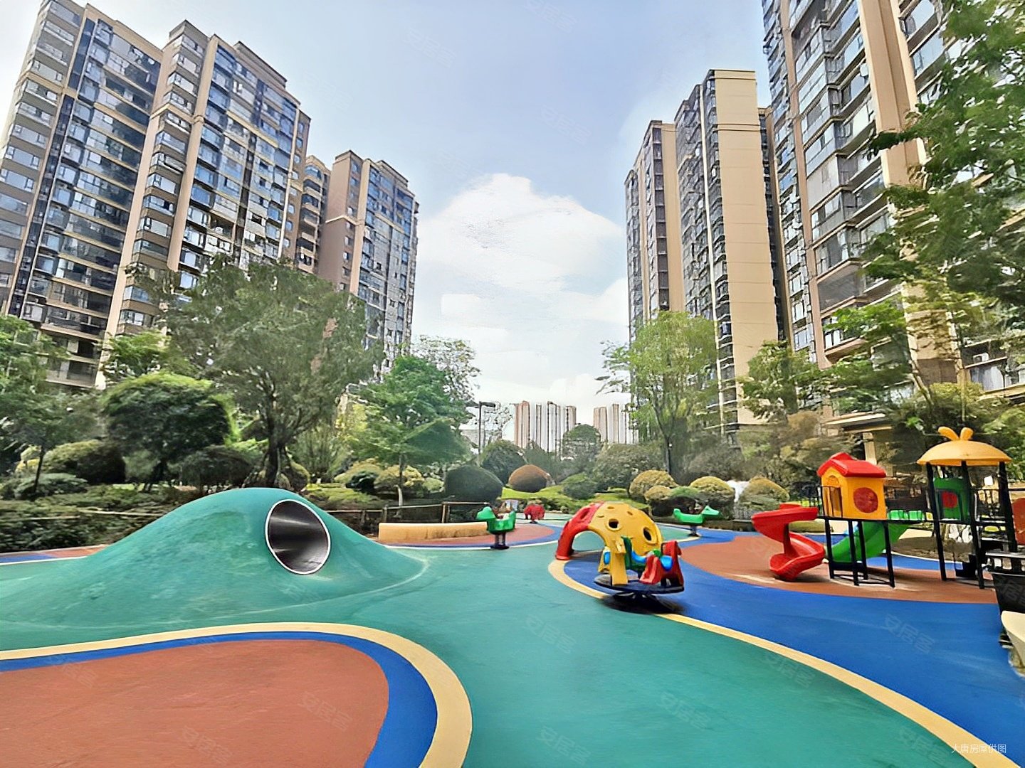 成都房产网>成都二手房>双流二手房>航空港二手房>蓝光圣菲悦城>