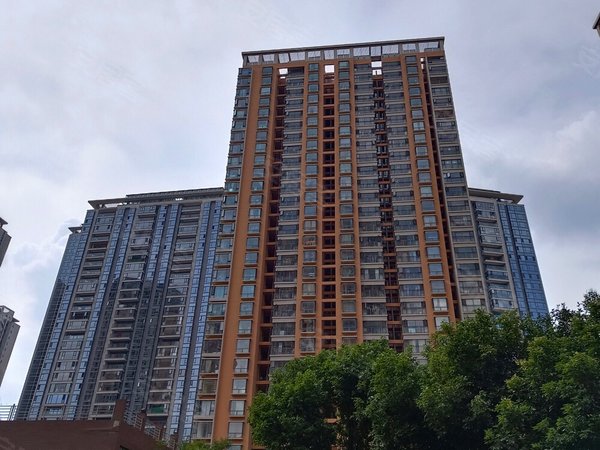 昆明官渡吴井路拓东大城民航路拓东大城两室精装修出租  看房方便出租