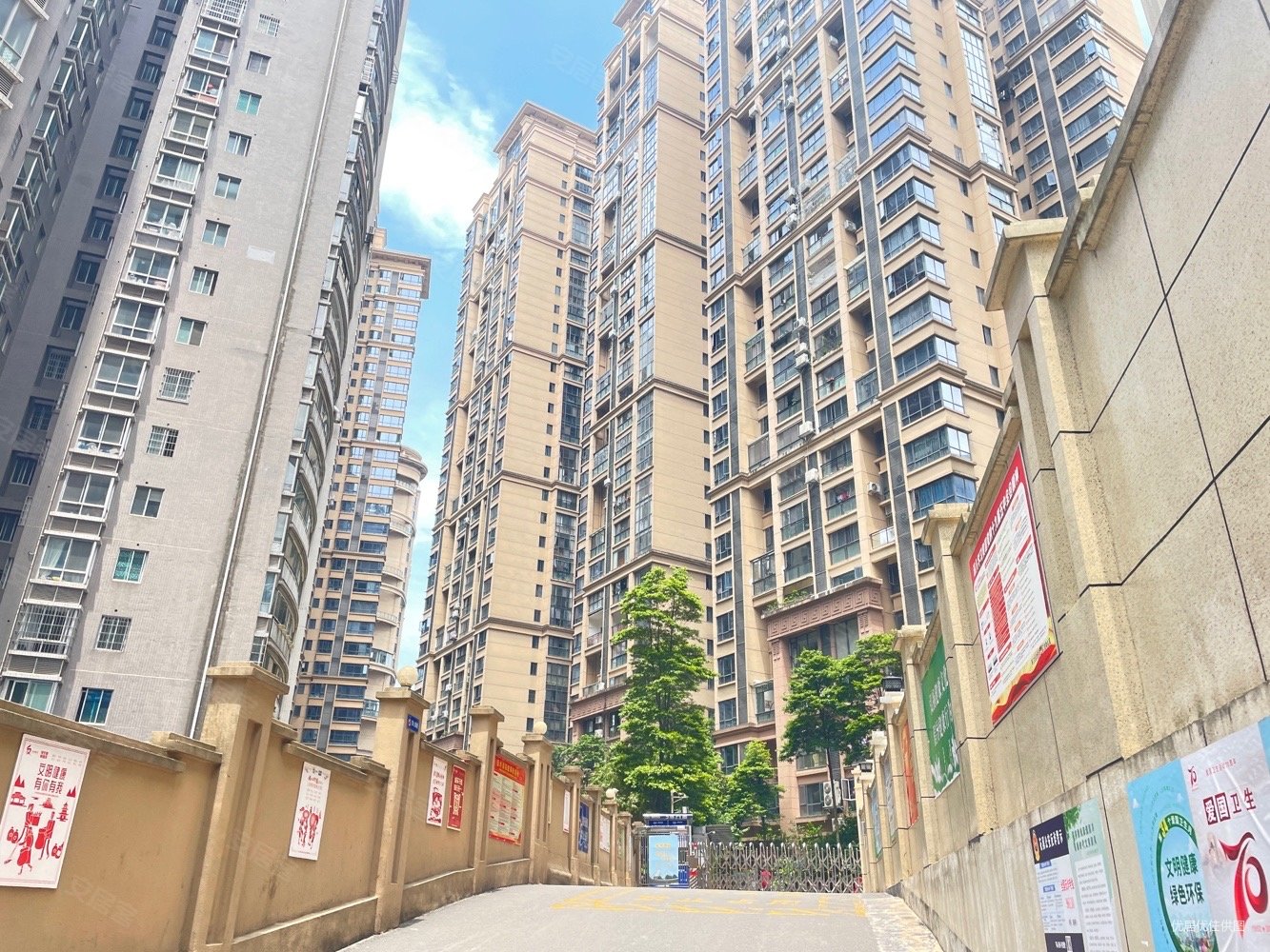 贵阳房产网>贵阳二手房>小河经开区二手房>黄河路二手房>龙湾国际