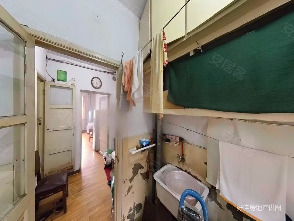 西林街小区2室1厅1卫46.43㎡南北52万