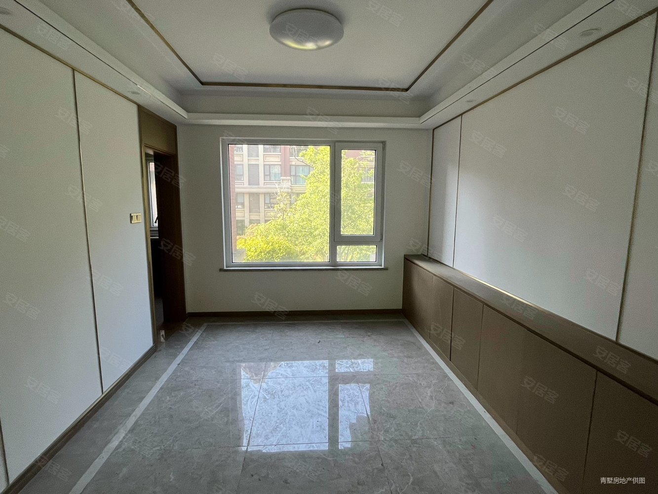 天泰阳光水岸 精装未住房源一套,价格可大谈,钥匙看房